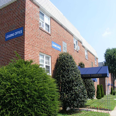 Algon Gardens 7500 Algon Ave Philadelphia Pa Apartments For Rent Rent Com