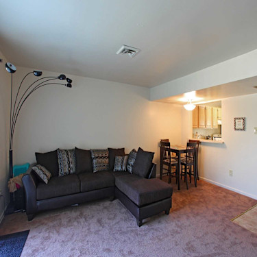 Saddlewood Townhomes 3733 King And Queen Dr Richmond Va Apartments For Rent Rent Com