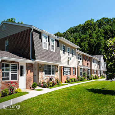 Norwich Gate Town House 600 Pine Hollow Road East Norwich Ny Apartments For Rent Rent Com