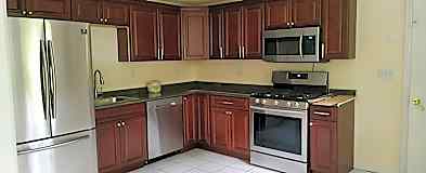 Woburn Ma Houses For Rent 873 Houses Rent Com