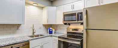 2 Bedroom Apartment Rentals Free Local Search Rent Com