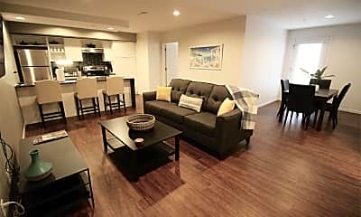Living Room, 4445 Washington St, 1
