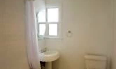 Bathroom, 4515 W 11th Pl, 2