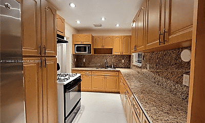 Kitchen, 44 NW 165th St, 0