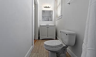 Bathroom, Room for Rent - Live in Northern Barton Heights (i, 0