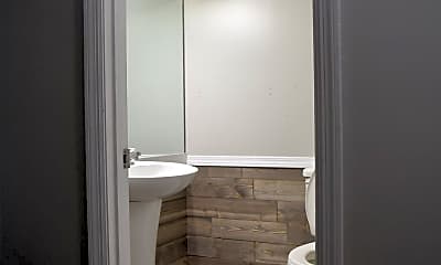 Bathroom, 113 Wimbish Ln, 2