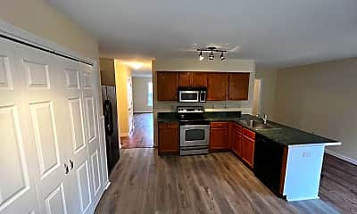 Kitchen, Room for Rent - At Home In Chesterfield (id. 1219), 1