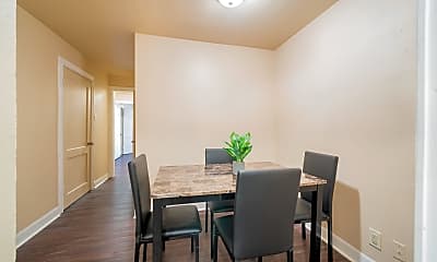 Dining Room, Room for Rent - Woodlawn Home (id. 805), 1