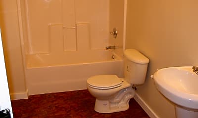 Bathroom, 1317 Southern Ave, 2