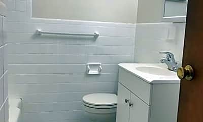 Bathroom, 241 E Pittsburgh St, 2