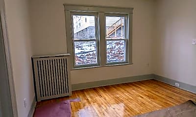 Living Room, 46 Oak Ave, 2