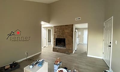 Living Room, 2701-A NW 5th St, 1