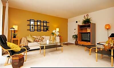 Living Room, 3930 Suitland Rd, 0
