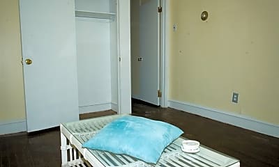 Bedroom, 732 Shore Rd, 2