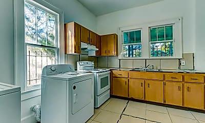 Kitchen, Room for Rent - Live in Cozy Northside Bungalow (i, 0
