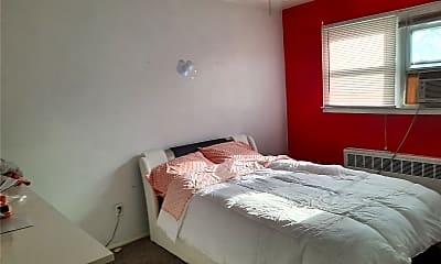 Bedroom, 183 Litchfield Ave #2, 2