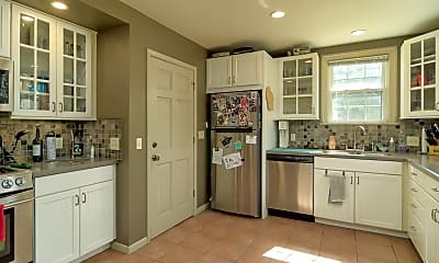 Kitchen, 2935 Ewing Ave S, 2
