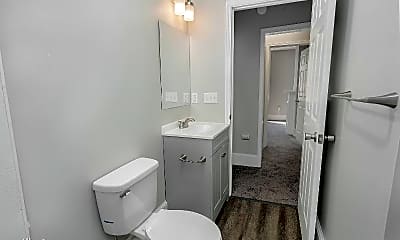 Bathroom, 840 Blossom Way, 2
