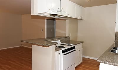 Kitchen, 645 Lime Ave, 1