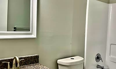 Bathroom, 101 Woodcreek Rd, 2