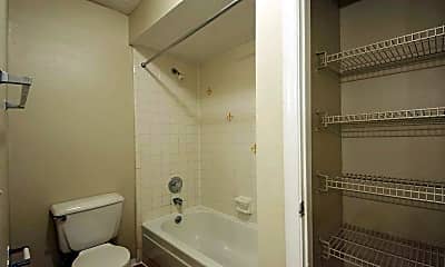 Bathroom, Pendelton Park Villas, 2