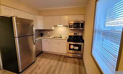 Kitchen, 3701 Forest Ave, 2