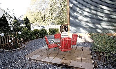 Patio / Deck, 68 Chapin Ave, 2