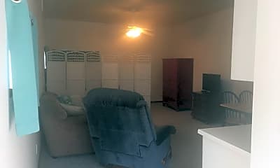 Living Room, 4101 N Co Rd 19, 1