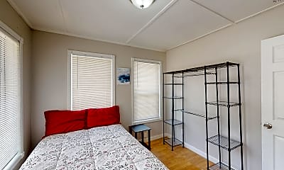 Bedroom, Room for Rent -  a 8 minute walk to transit stop N, 2