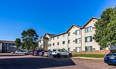 Building, MacArthur Estates Apartments- the best kept secret in southeast Sioux Falls!, 1