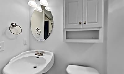 Bathroom, 935 Stone Ridge Ln, 2