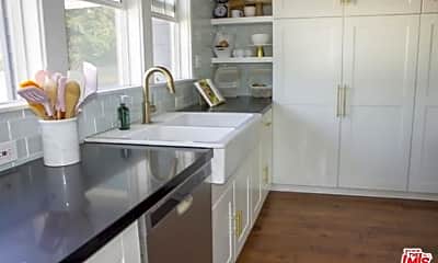 Kitchen, 1284 W 38th St, 2
