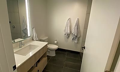 Bathroom, 3100 Inca St, 2