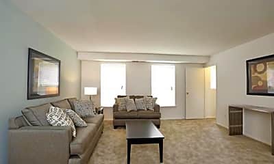 Living Room, 8403 Lindbergh Blvd., 1
