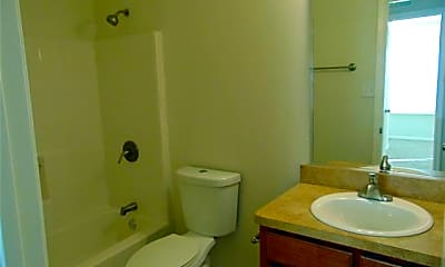 Bathroom, 5410 Bexar St, 2