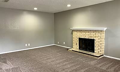 Living Room, 2627 W Wadley Ave, 1