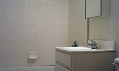 Bathroom, 756 Washington St, 1