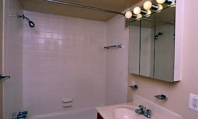Bathroom, 8150 Lakecrest Dr, 1