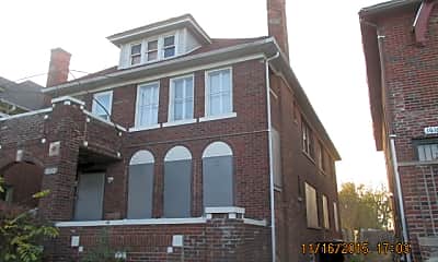 Building, 16161 Fairfield St, 2