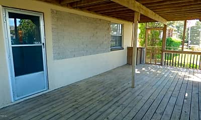 Patio / Deck, 208 12th Ave S, 1