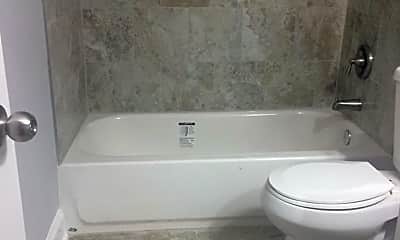 Bathroom, 8908 Royal Astor Way, 2
