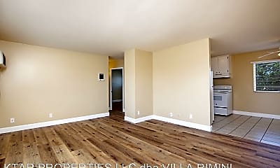 Living Room, 725 Washington Heights Rd, 1
