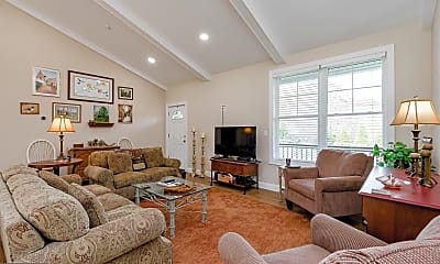 Living Room, 837 Woods Rd, 2