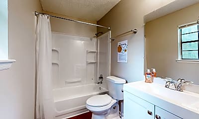 Bathroom, Room for Rent - Live in Ellenwood (id. 1060), 1