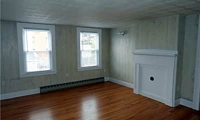 Living Room, 36 Pleasant St #B, 1