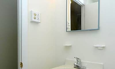 Bathroom, 2820 Chichester Ave, 2