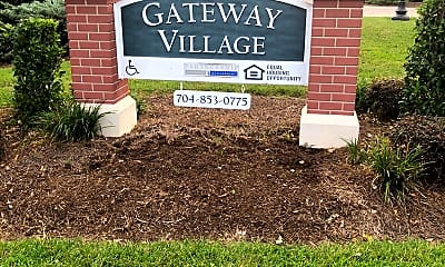 Gateway Village, 1