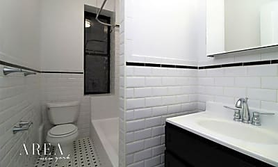 Bathroom, 600 W 144th St, 2