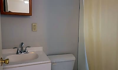 Bathroom, 715 Greenwood Ave, 1