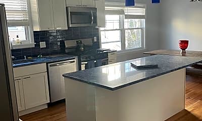 Kitchen, 3552 Irving Avenue South, 0